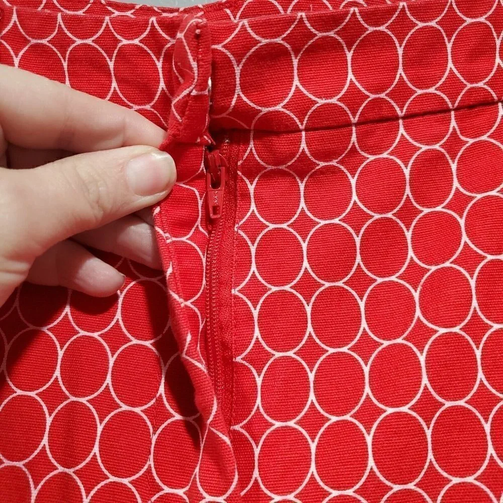 Talbots Women Cropped Red White Circle Pants Pockets Capri Slit Ankle Stretch 8